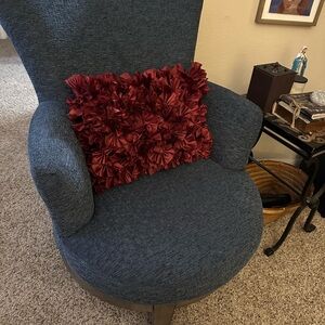 A beautiful decorative pillow. The dimensions are 13” x 18”.